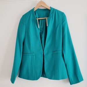 Basic Solid Hook Closure Pocket Decorated Blazer